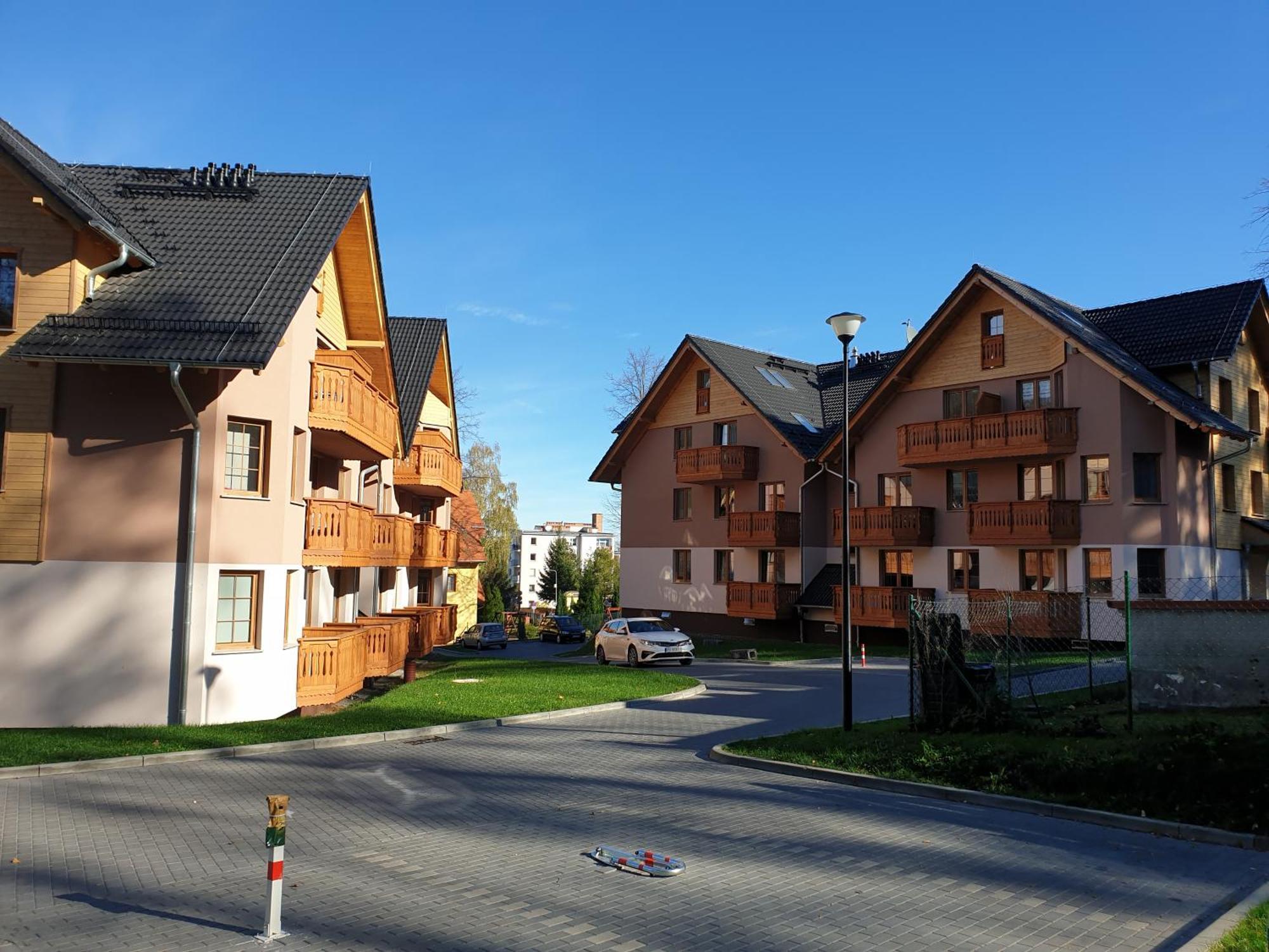 קרפאז' Apartamenty Blizej Chmur Blisko Centrum מראה חיצוני תמונה